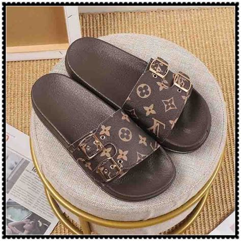 pantofole louis vuitton collezione|Louis Vuitton sandals for women.